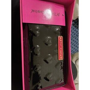 Betsey Johnson wallet